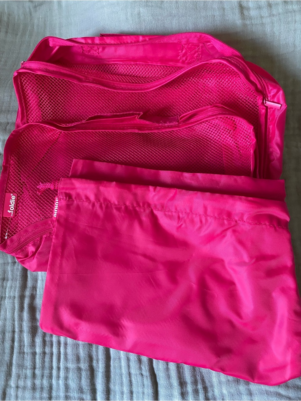 foldie Travel Bundle - Pink Travel Bag - Picture 4 of 5